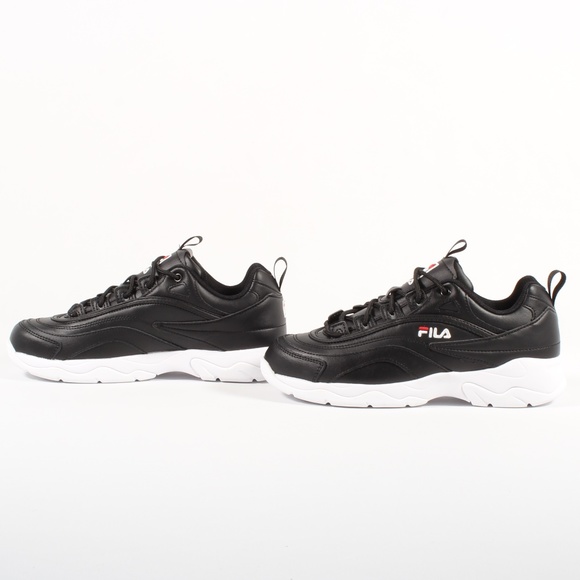 Fila Disarray Women's Sneakers Shoes Black NEW - Picture 5 of 8